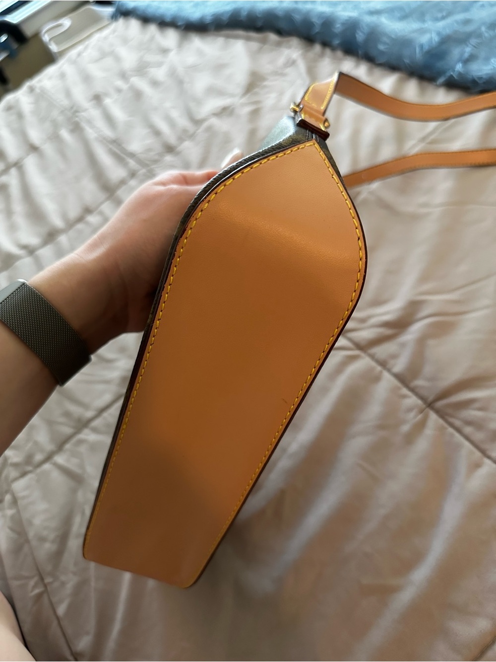 Louis Vuitton Monogram Canvas Crossbody with Tan Strap - Picture 7 of 14